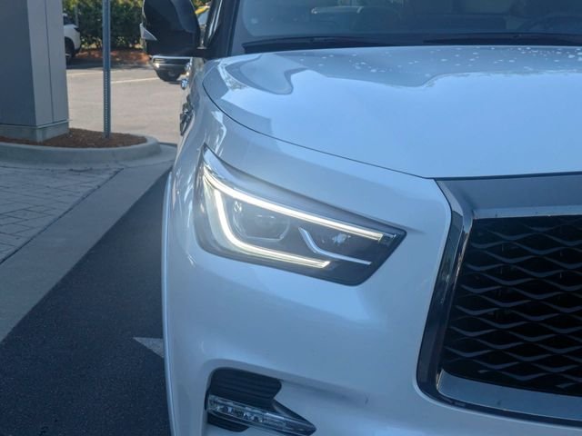 Used 2024 White INFINITI Sensory image 9