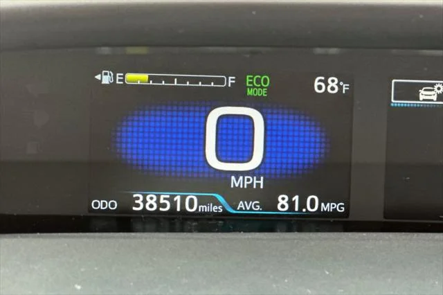 Certified Used 2021 Wind Chill Pearl Toyota  image 25
