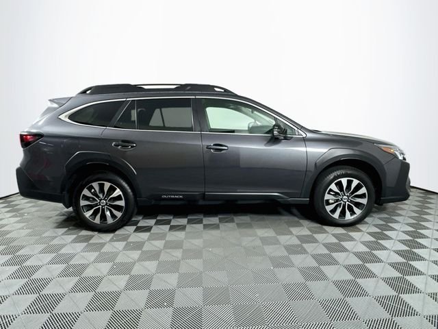 2025 Subaru Outback Limited - Photo 9