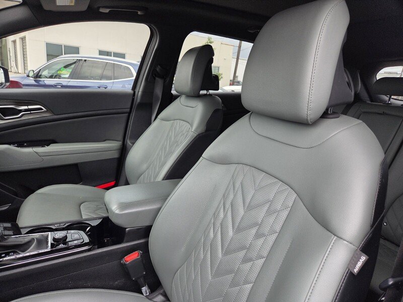 Used 2023 Black Kia X-Line image 10
