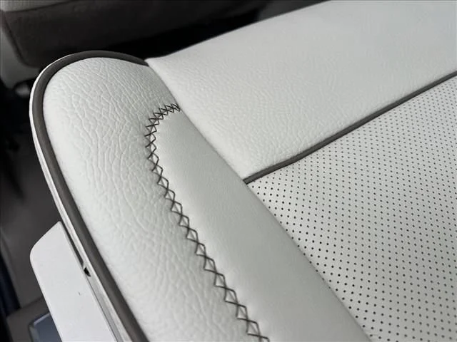 2026 GMC Yukon XL Denali - Photo 24