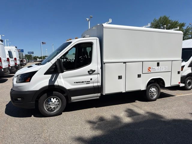 New 2026 Oxford White Ford Chassis Cab image 6