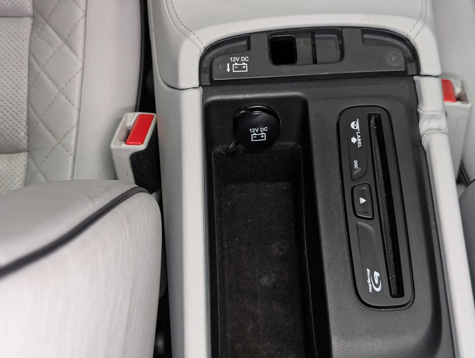 Used 2018 Granite Crystal Metallic Clearcoat Jeep Summit image 22