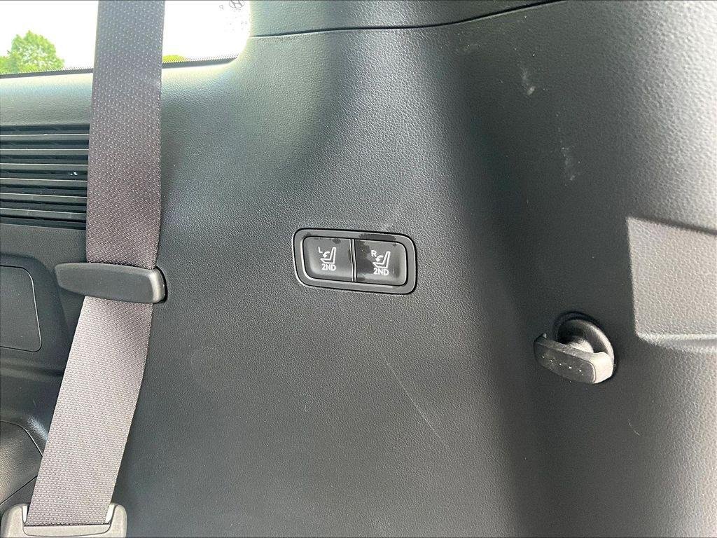 New 2026 Blue Hyundai SEL AWD image 33