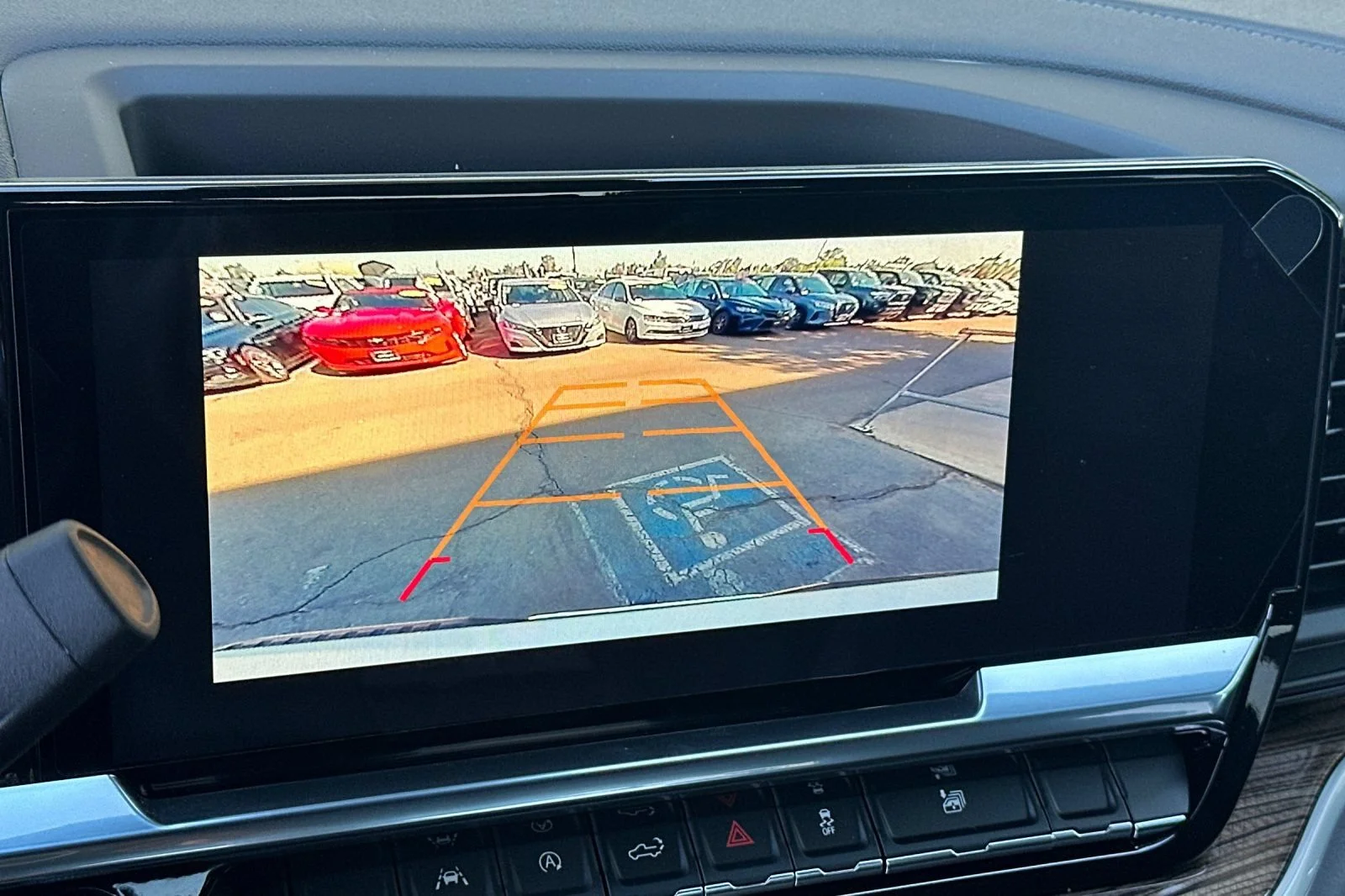 New 2026 Summit White Chevrolet LT (2FL) image 19