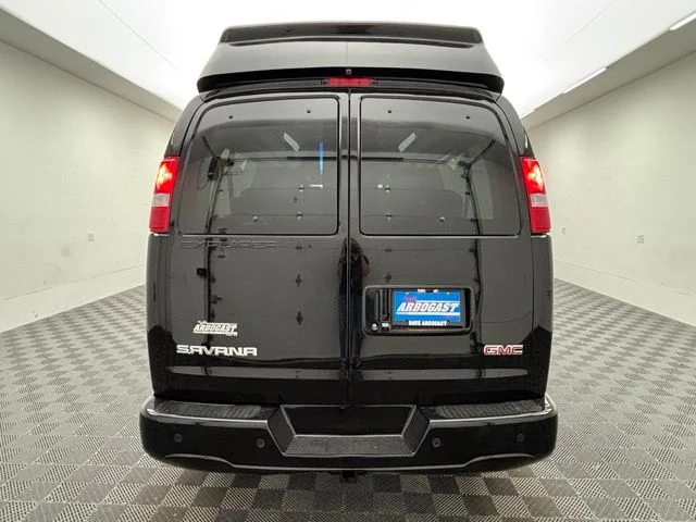New 2026 Onyx Black GMC Explorer Limited SE image 9
