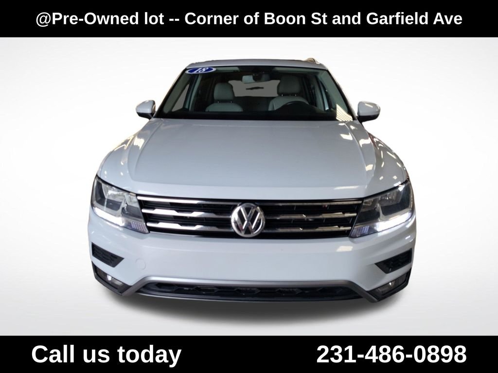 Used 2018  Volkswagen 2.0T SEL image 8