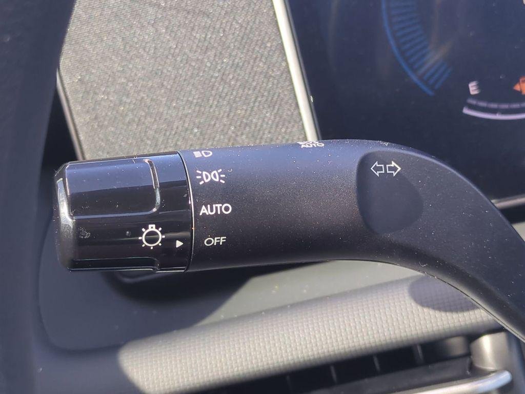 New 2026 Blue Hyundai SEL AWD image 29