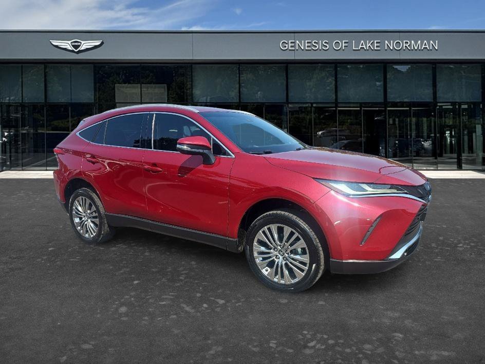 Used 2022 Ruby Flare Pearl Toyota XLE image 3