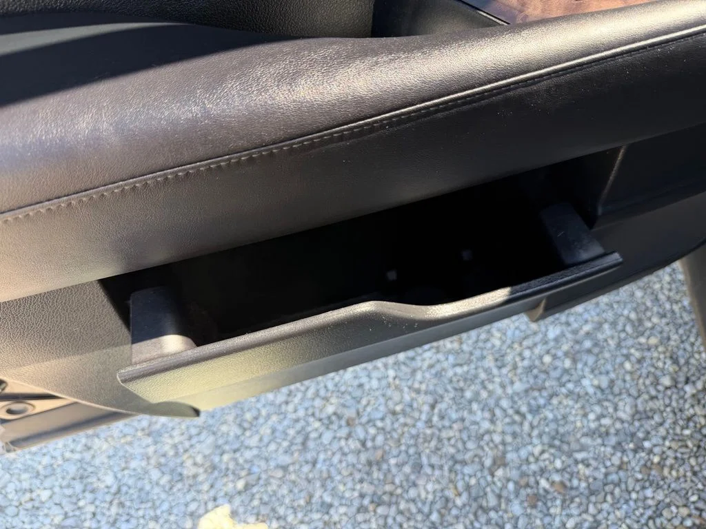 Used 2015 Black Lexus 350 image 10