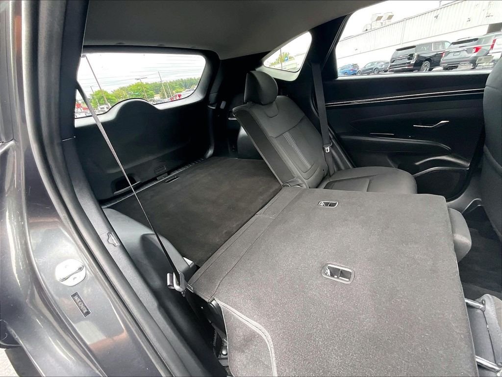 Used 2023 Gray Hyundai SEL image 16