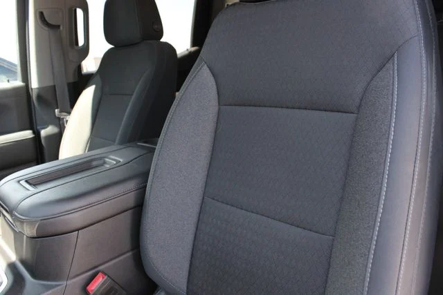 Used 2020 White GMC Elevation image 6