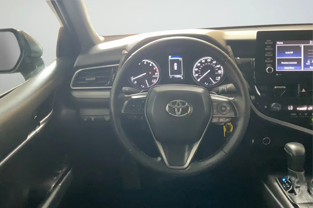 2024 Toyota Camry SE - Photo 14