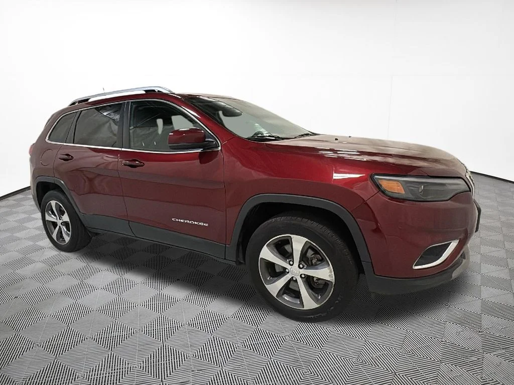 Used 2020 Red Jeep Limited image 5