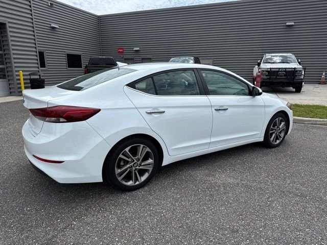 2017 Hyundai Elantra Limited - Photo 6