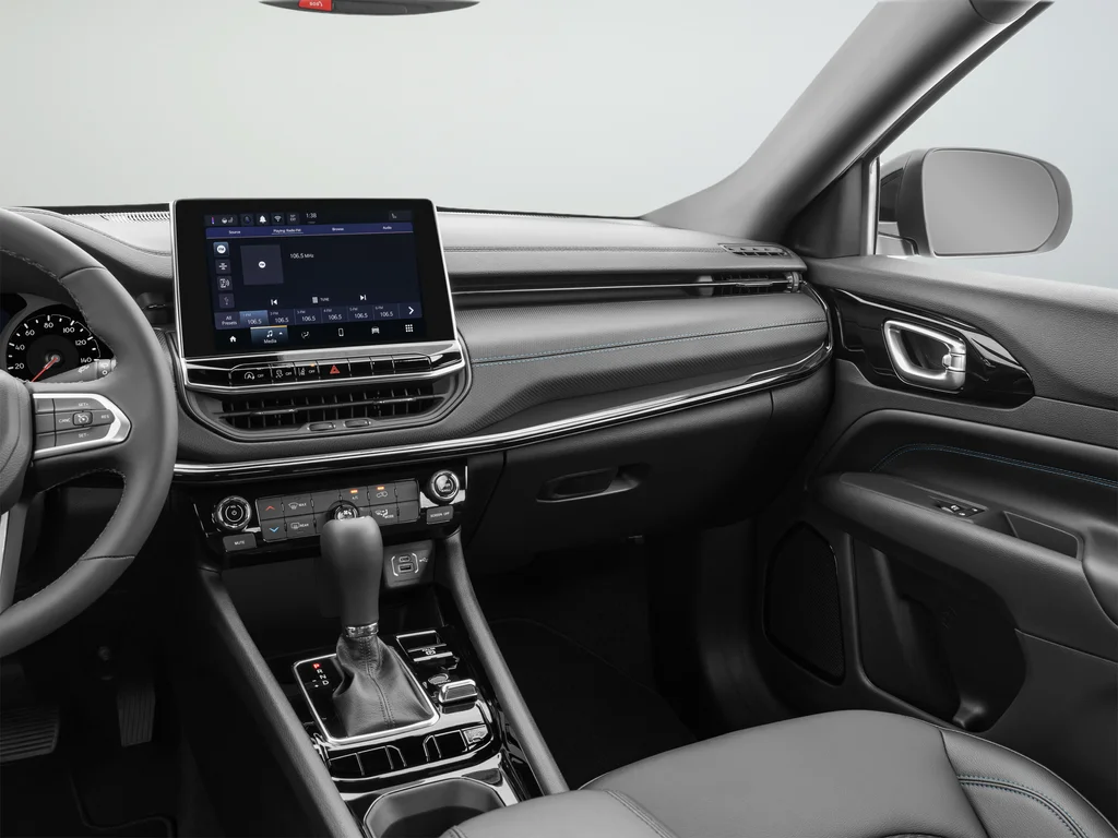 Used 2025 White Jeep Trailhawk image 43