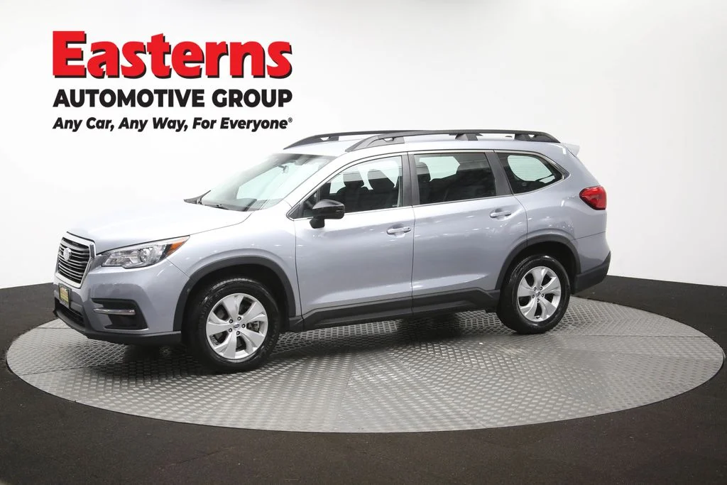 Used 2022 Silver Subaru Base image 56