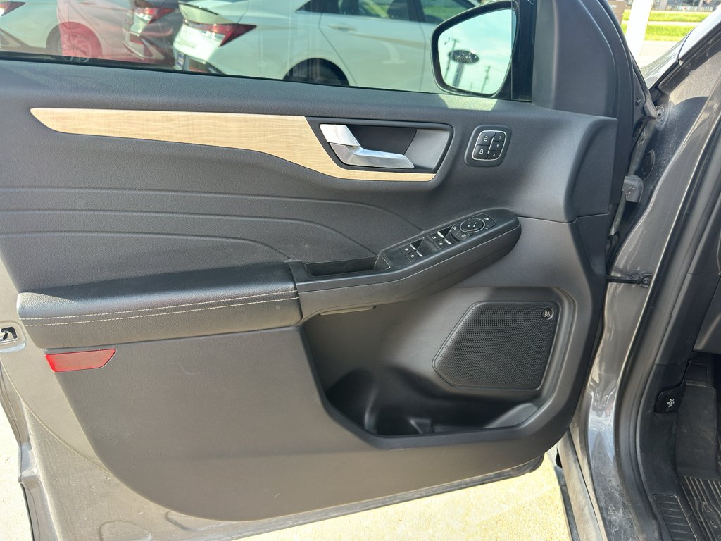 Used 2022 Carbonized Gray Metallic Ford Titanium image 15