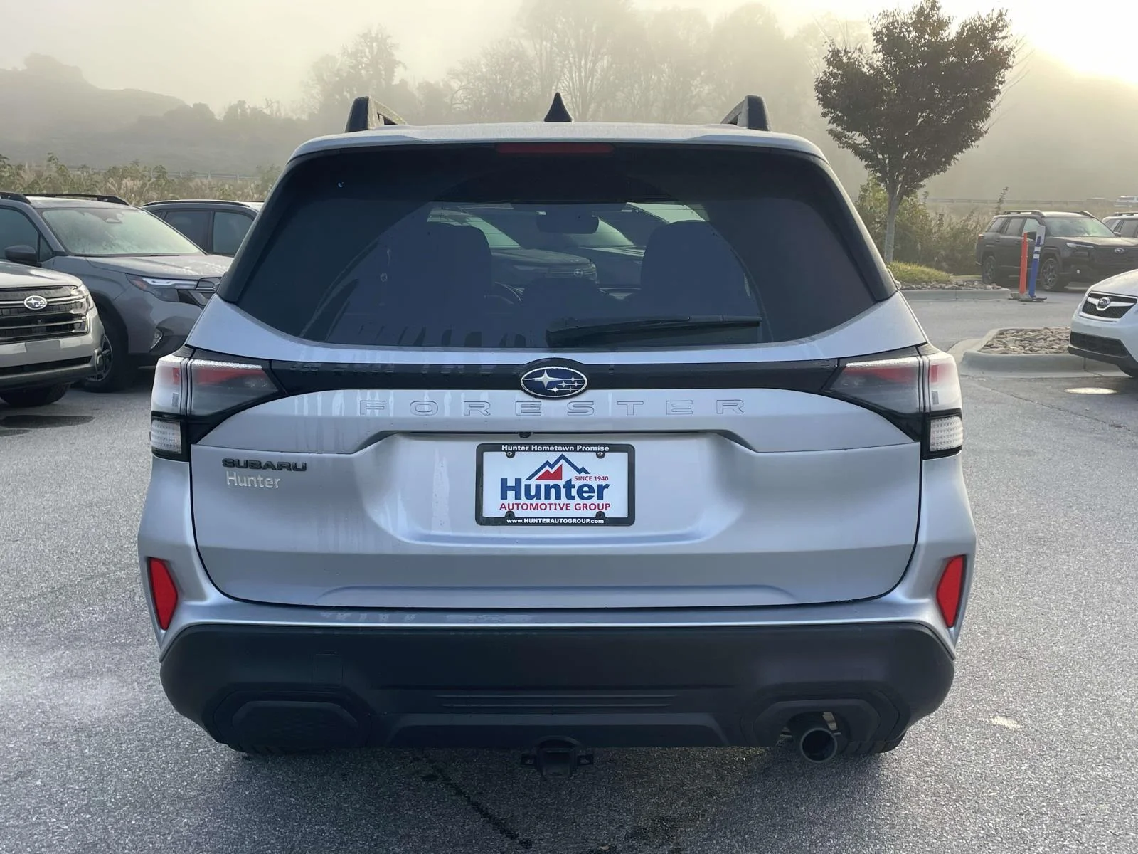 Used 2025 Ice Silver Metallic Subaru Premium image 25