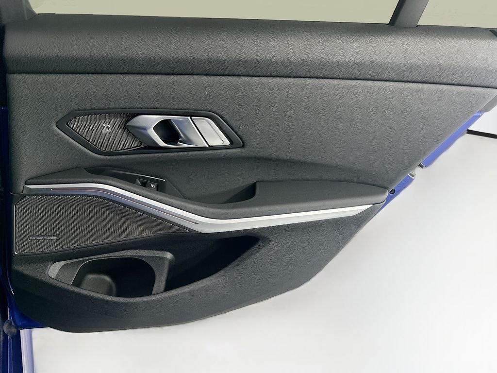 Used 2020 Blue Metallic BMW 330i image 26