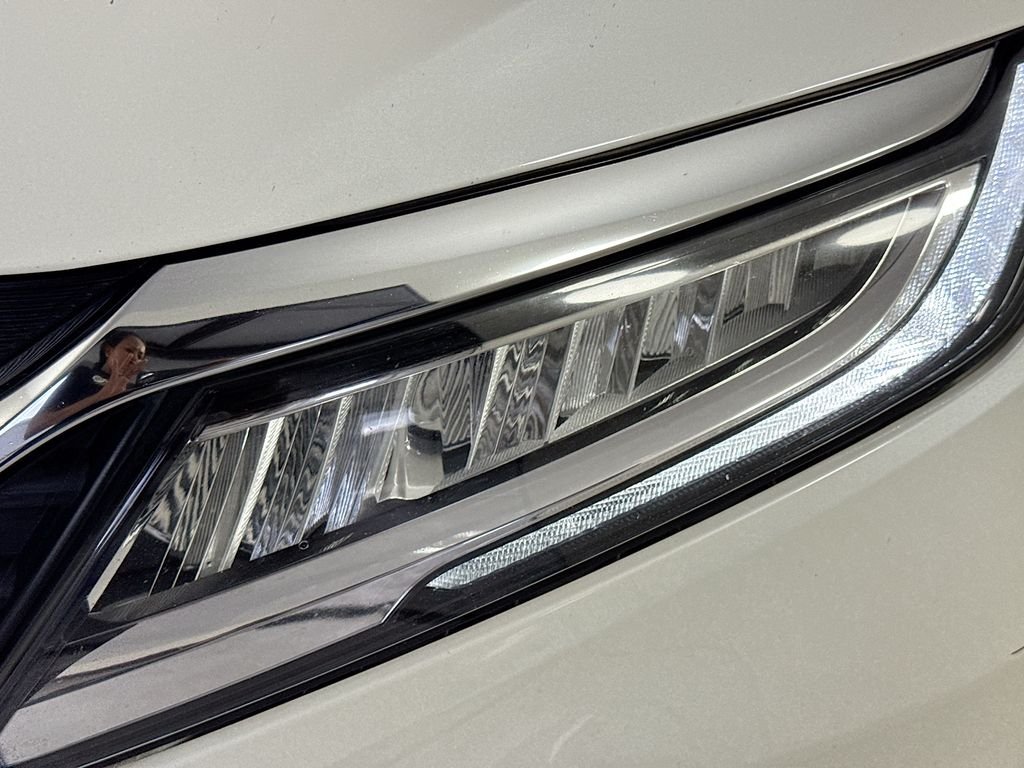 Certified Used 2019 White Honda Elite image 41