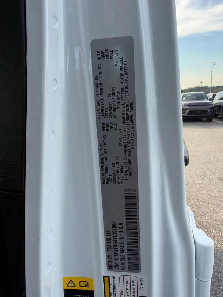 New 2026 Bright White Clear-Coat Exterior Paint Jeep Sport image 31