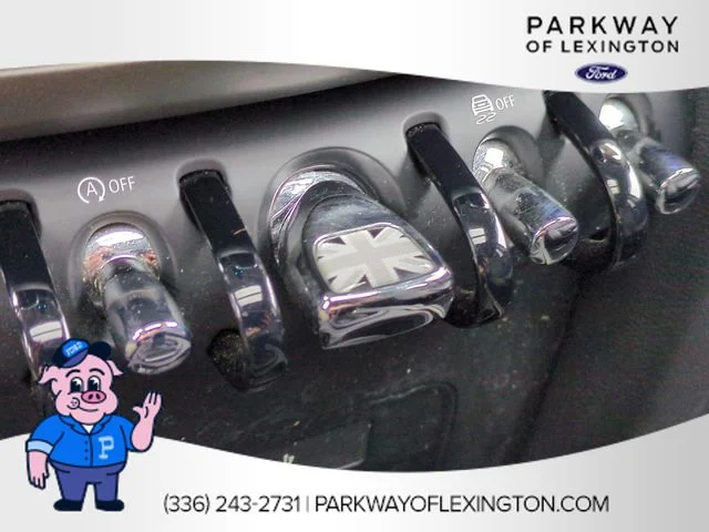 Used 2023 Silver MINI Signature image 26