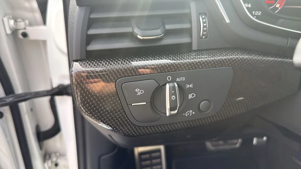 Used 2019 White Audi 3.0T Prestige image 20