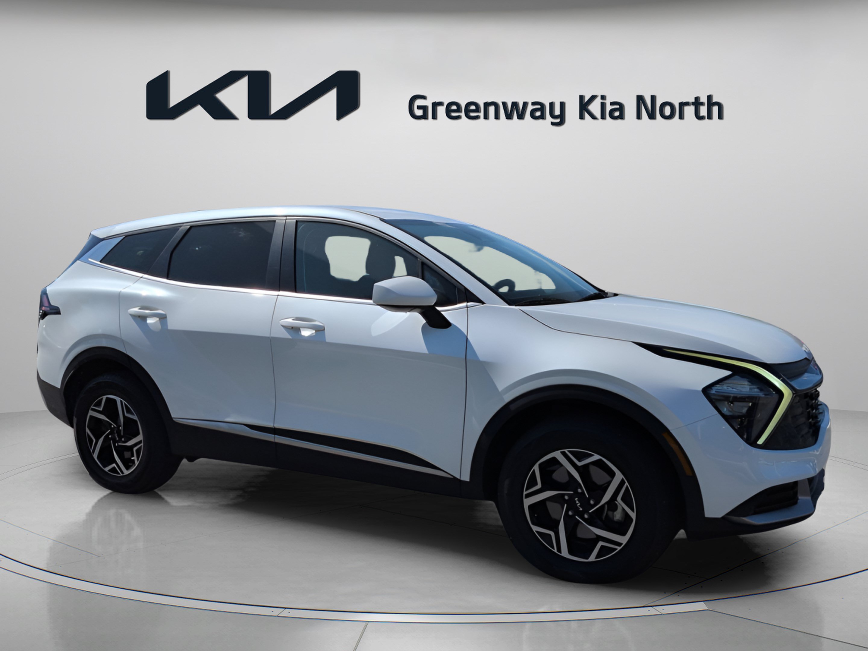 Certified Used 2023 Snow White Pearl Kia LX image 1