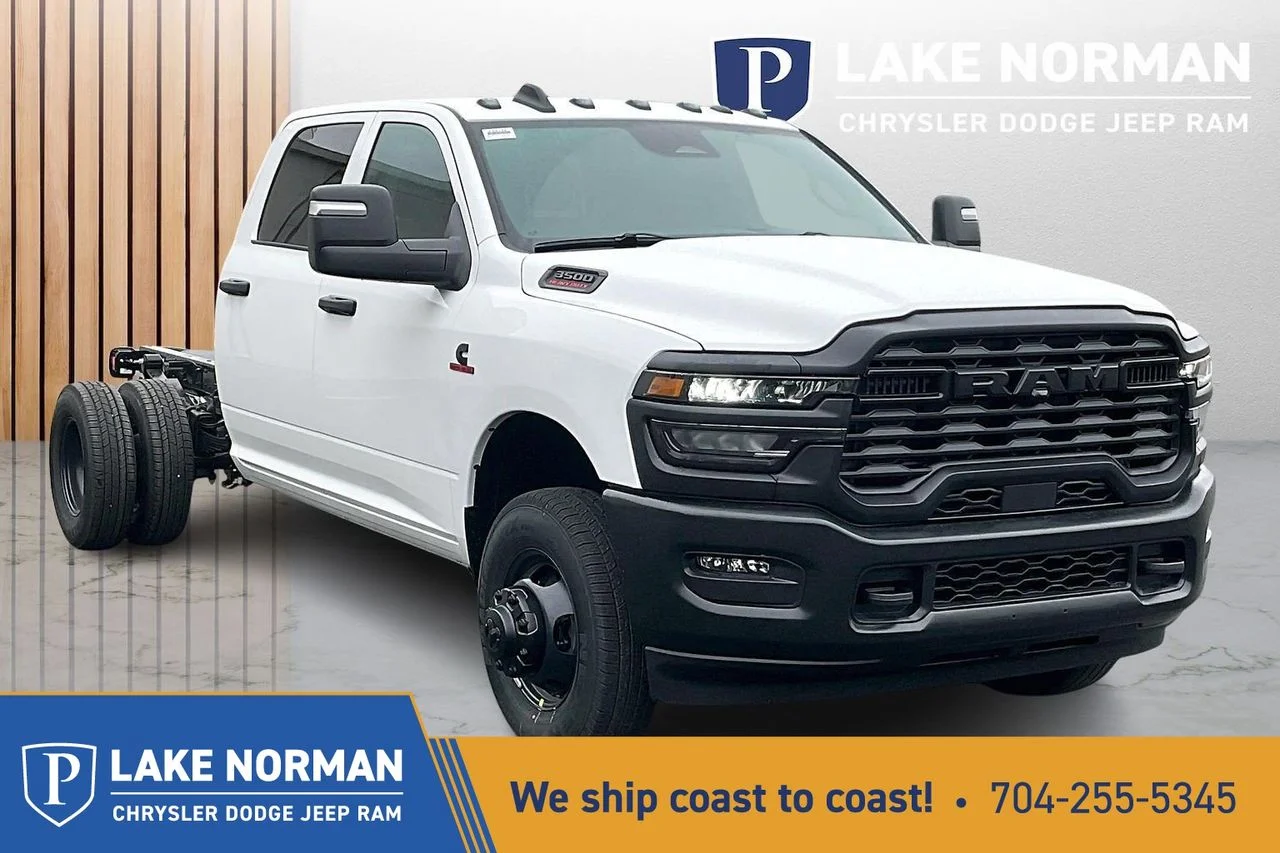 2026 RAM 3500 Tradesman 4X4 Crew Cab's photo