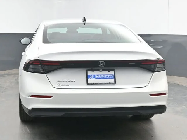 2025 Honda Accord SE - Photo 9