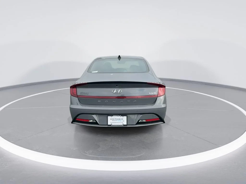 Used 2022 Gray Hyundai Limited image 7