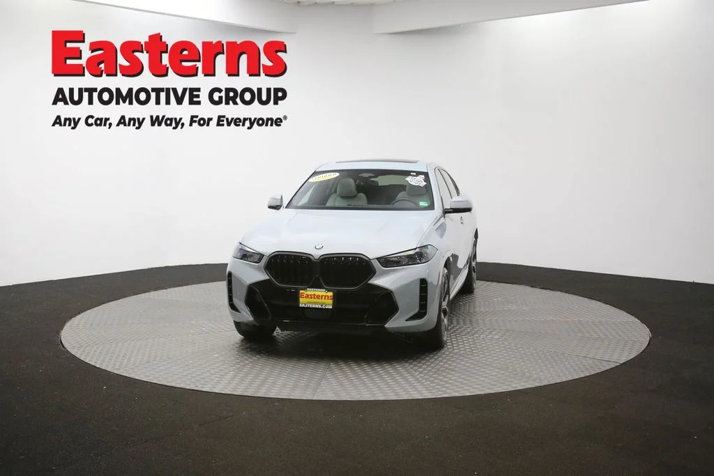 Used 2024 Gray BMW xDrive40i image 56