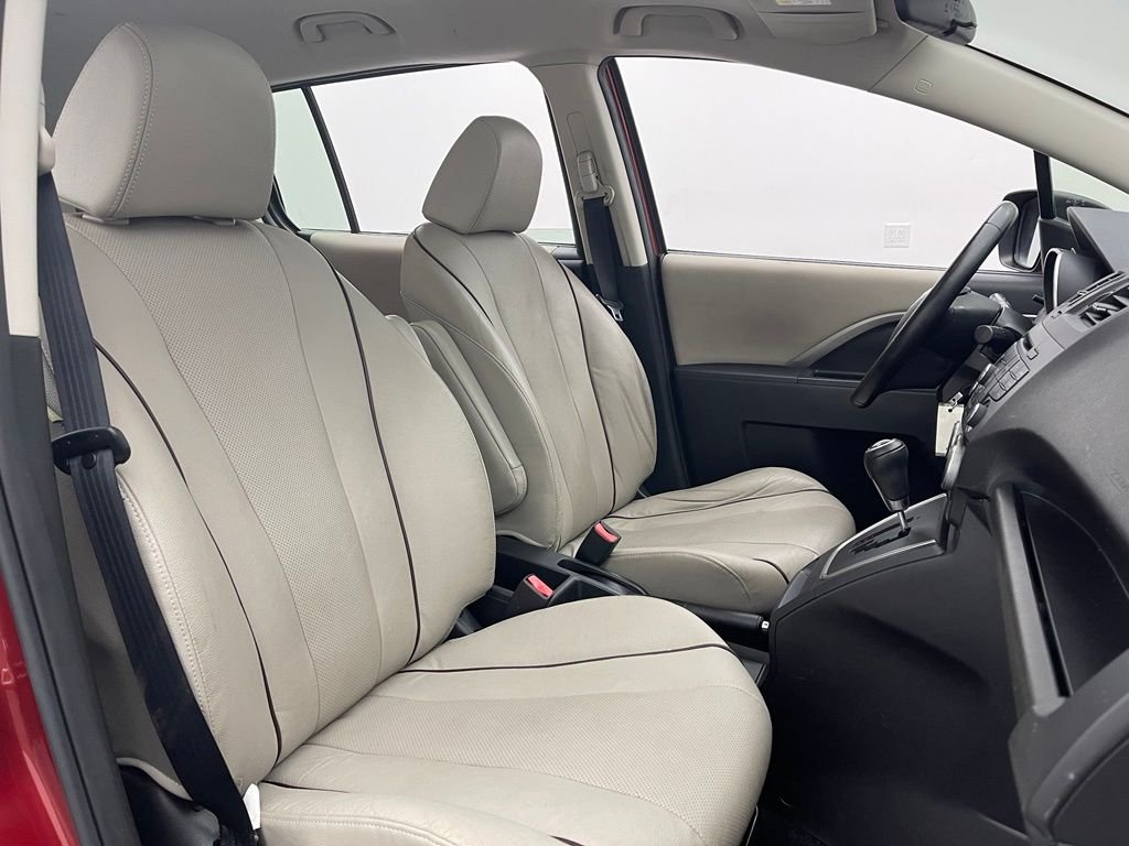 Used 2014 Zeal Red Mica Mazda Grand Touring image 28