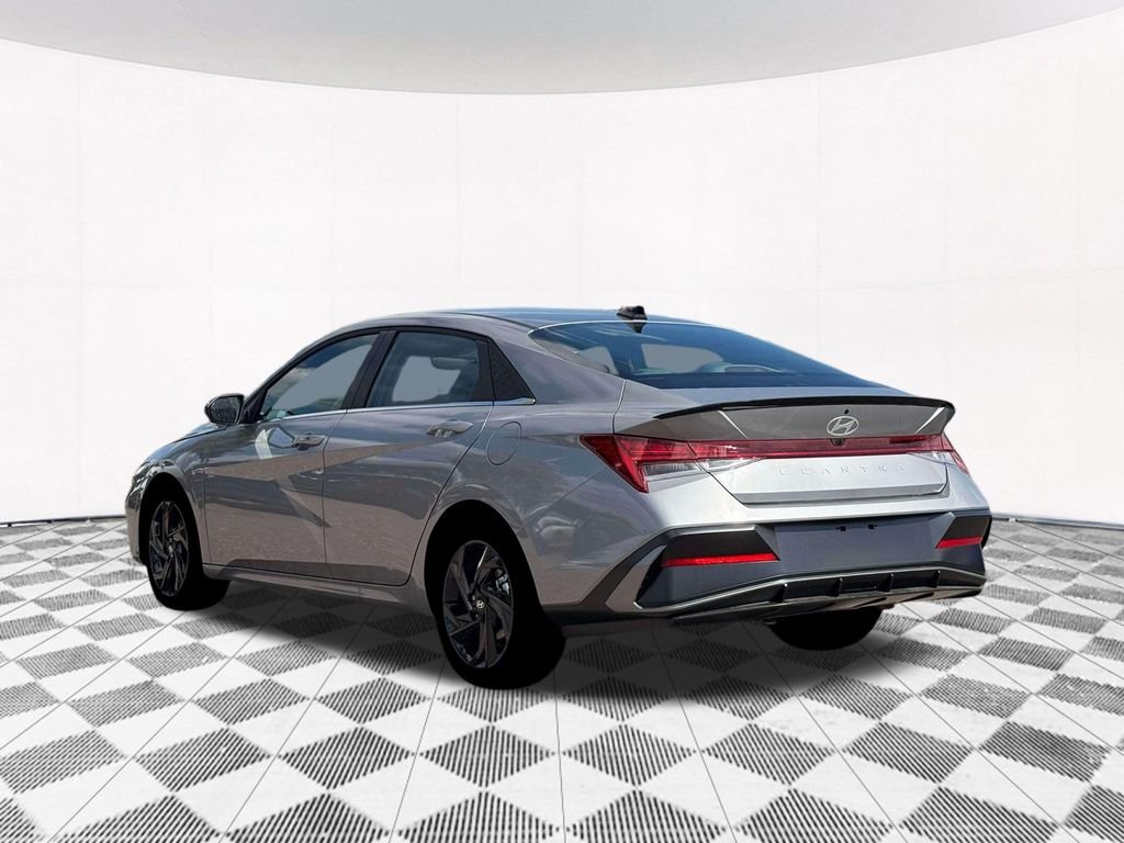 New 2026 Silver Hyundai SEL Sport image 7