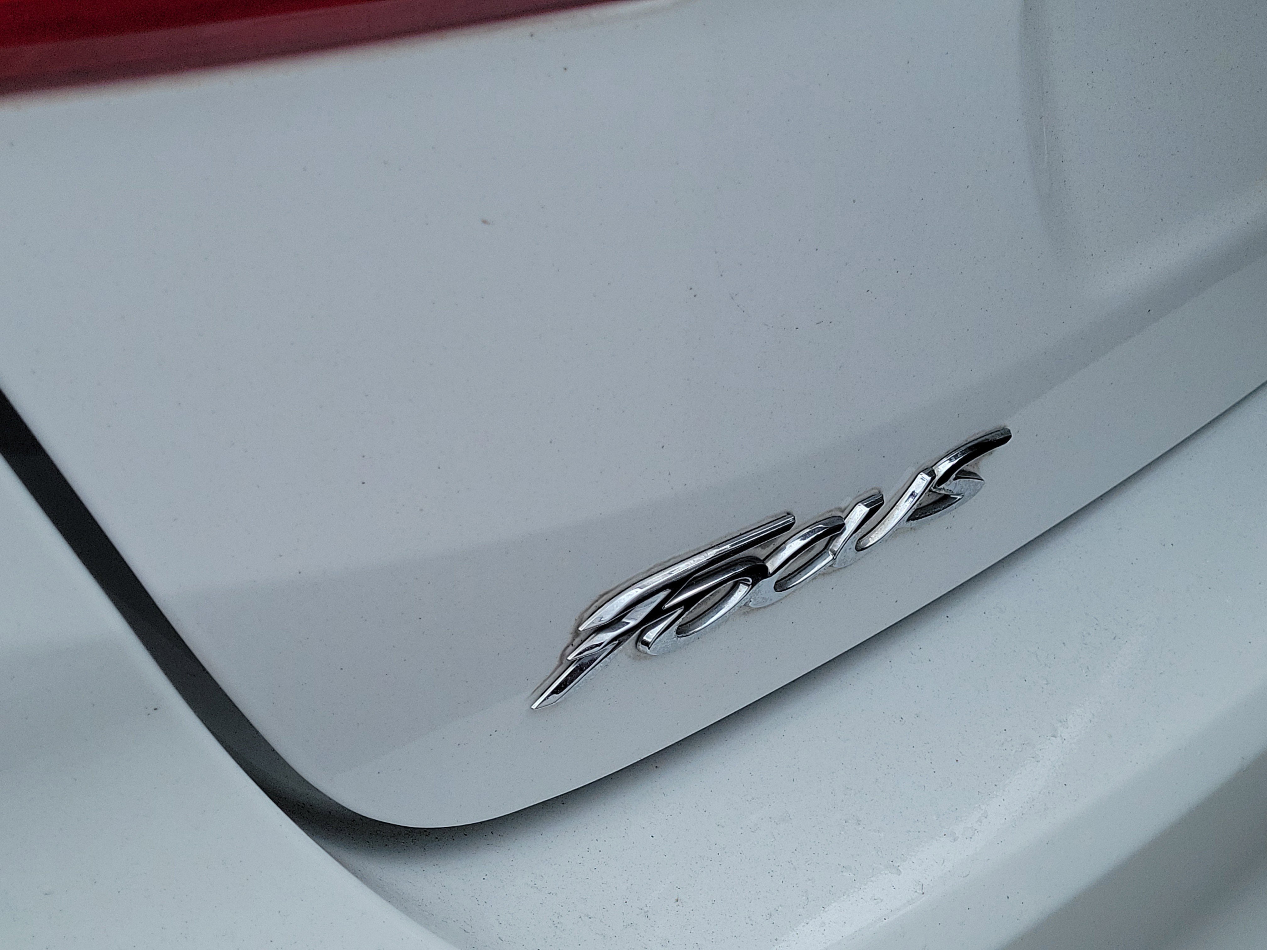 Used 2017 Oxford White Ford S image 3