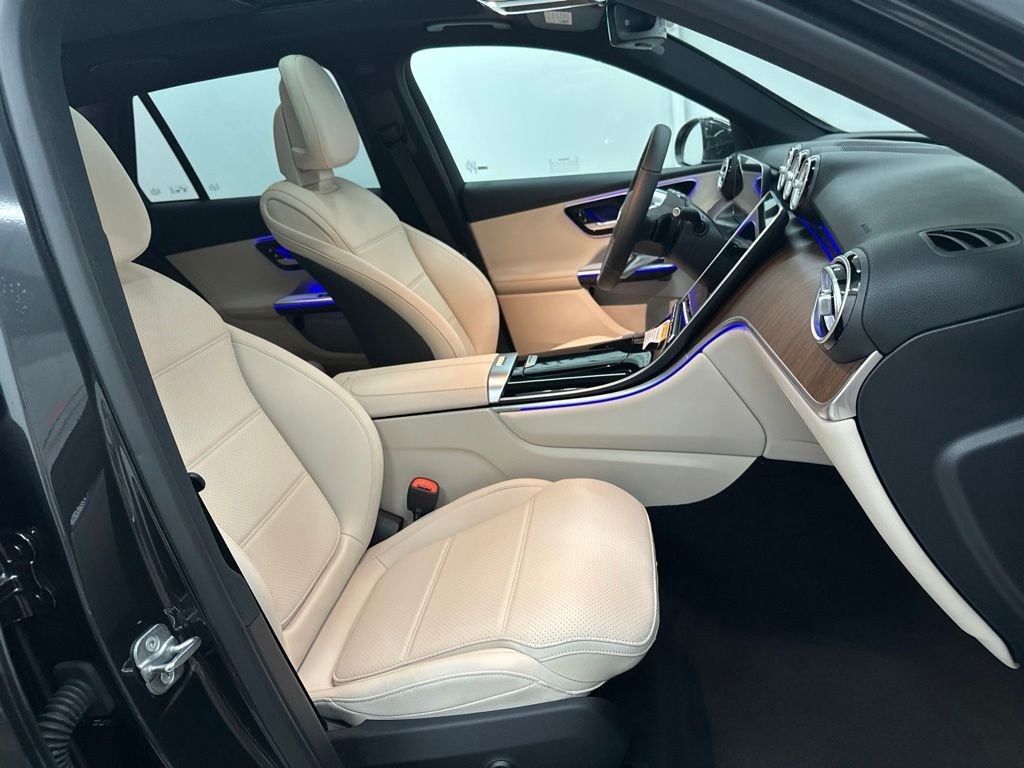 New 2027 Graphite Grey Metallic Mercedes-Benz GLC 300 image 26