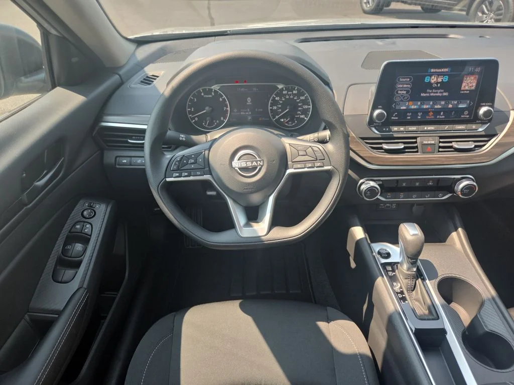 New 2026 Silver Nissan 2.5 SV image 21