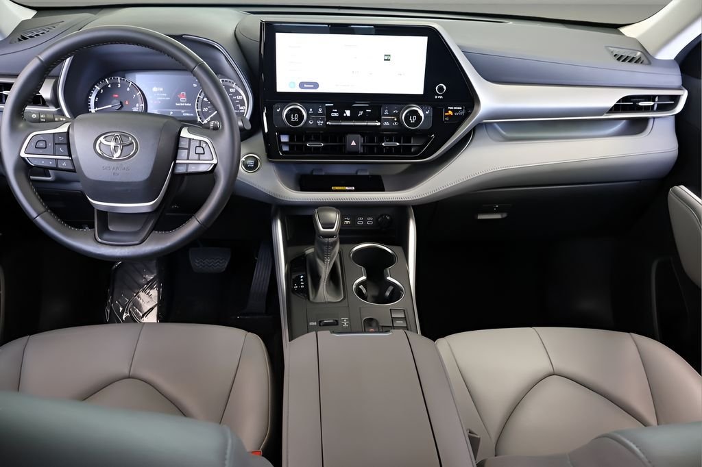 Used 2023 Gray Toyota XLE image 14