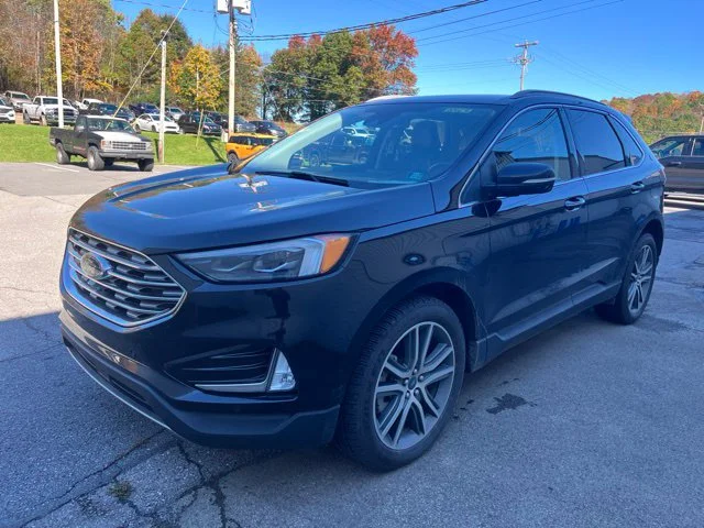 Used 2022 Black Ford Titanium image 9