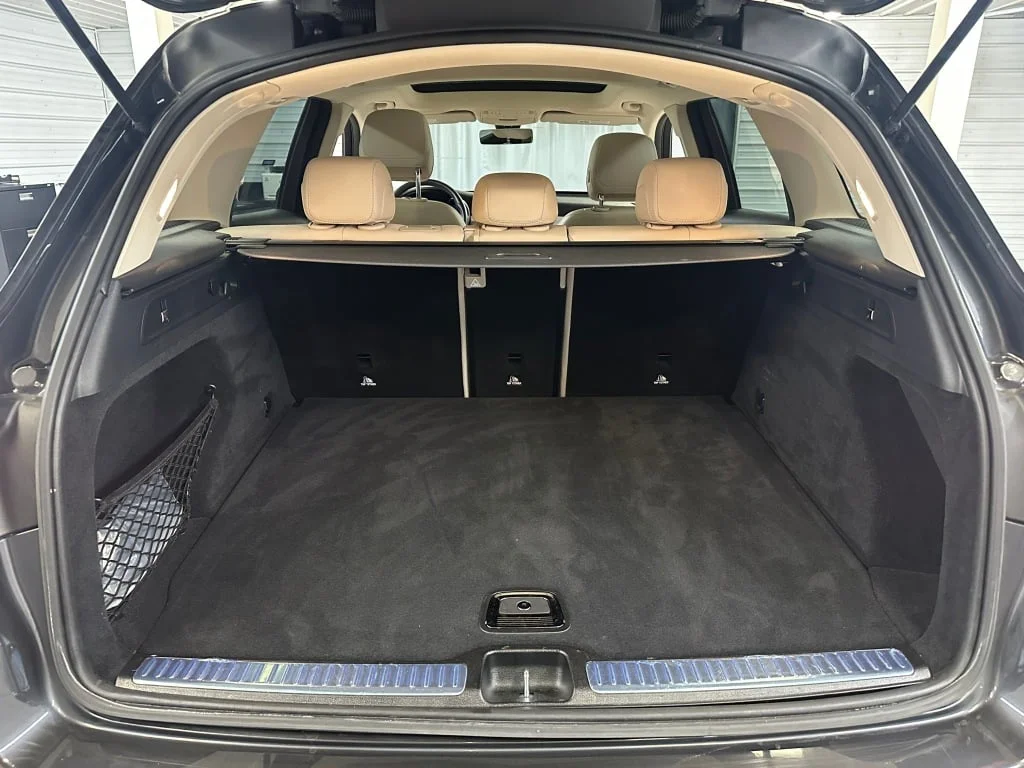 2021 Mercedes-Benz GLC GLC300 - Photo 24