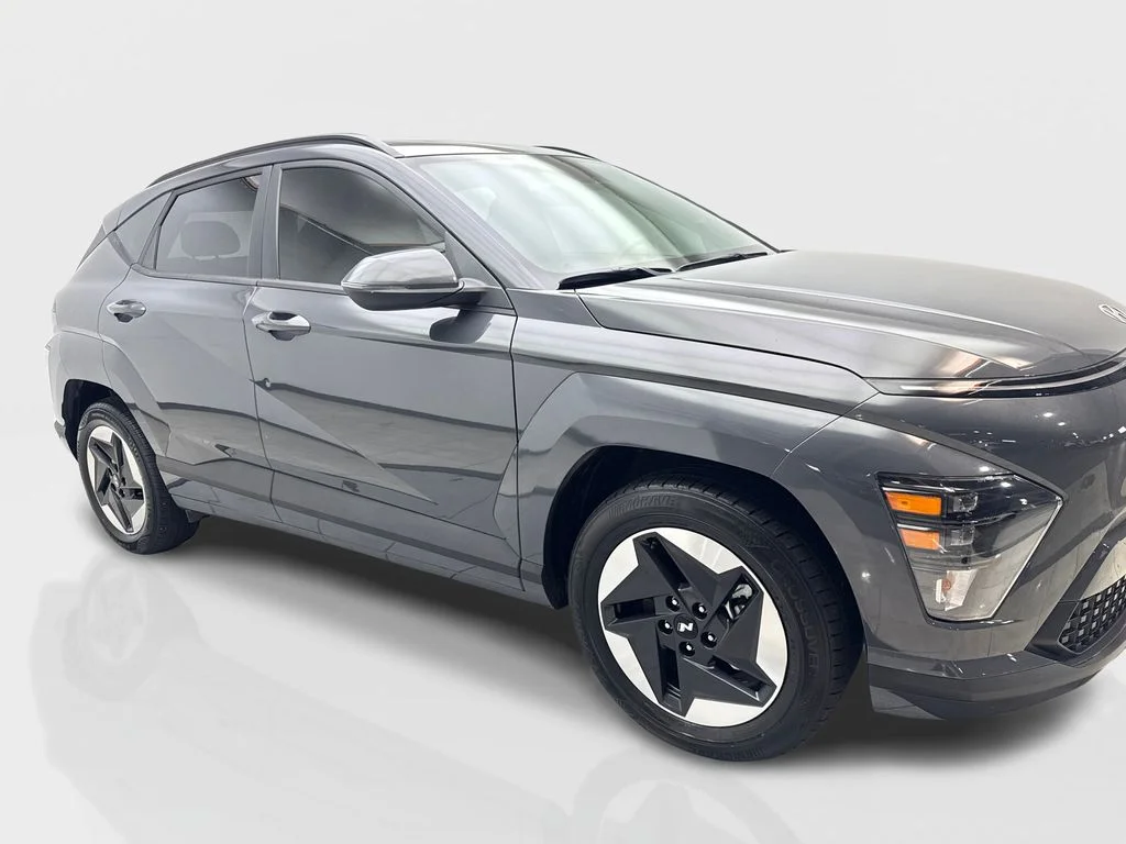 Used 2024 Gray Hyundai SEL image 12