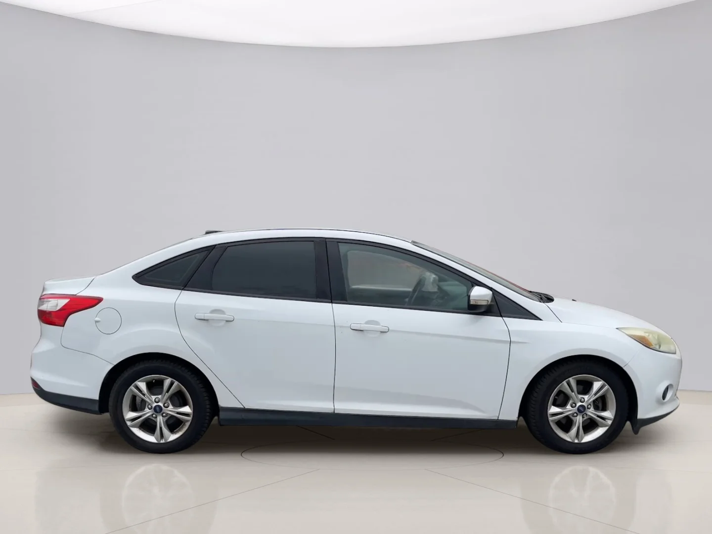 Used 2014 White Ford SE image 7