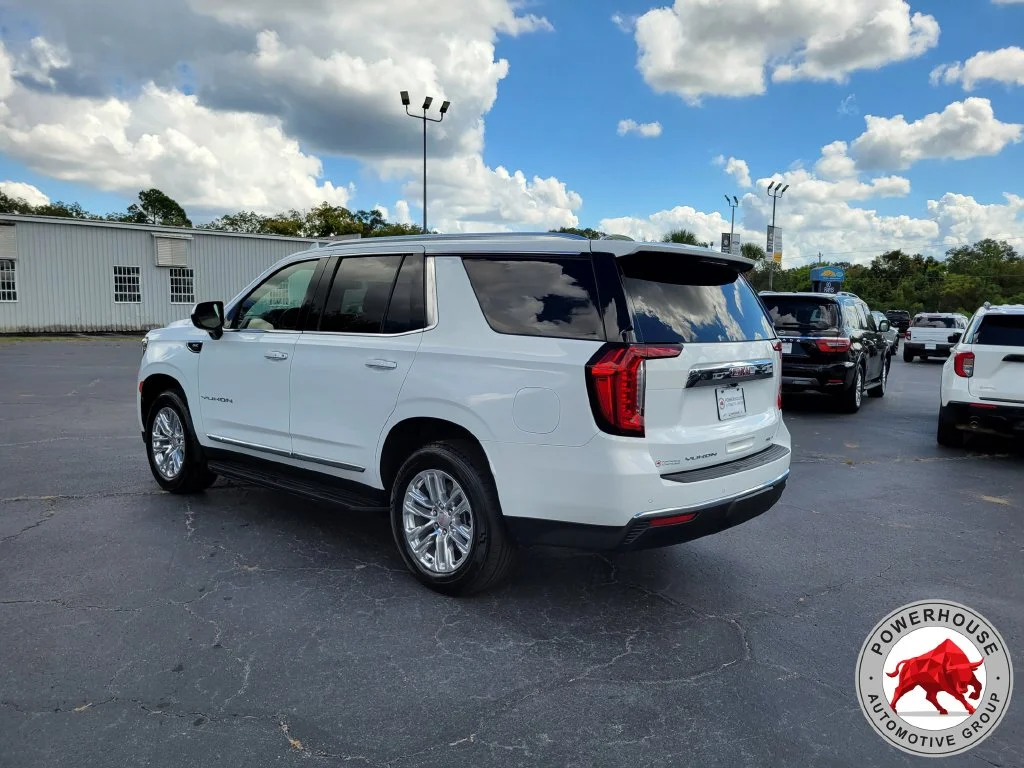 Used 2024 White GMC SLT image 4