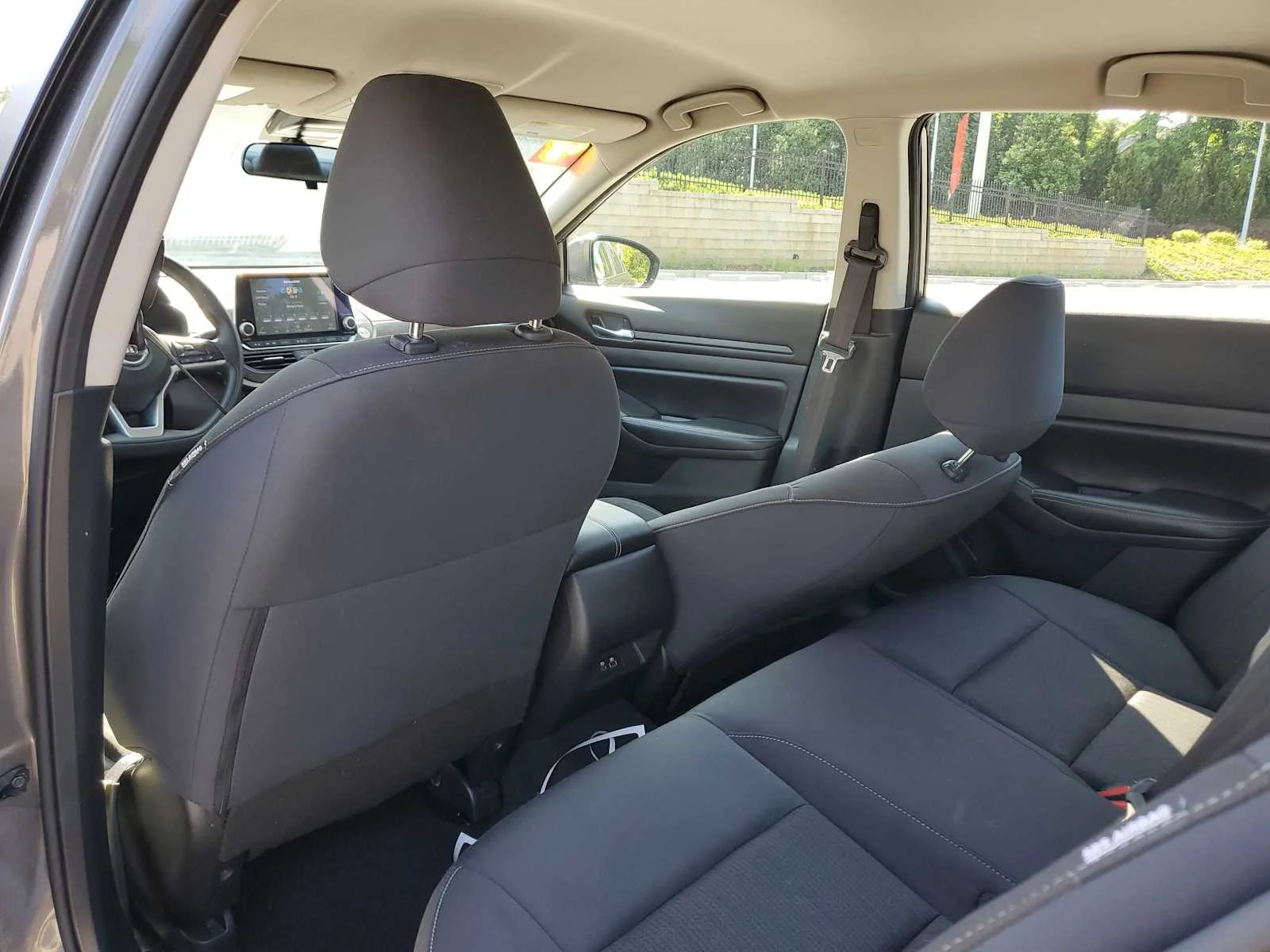 Used 2024 Gun Metallic Nissan 2.5 SV image 10