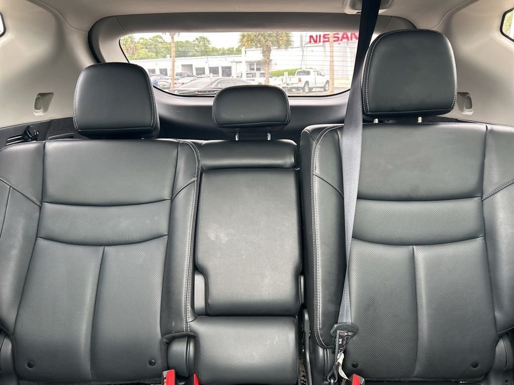 Used 2024 Gray Nissan SL image 14