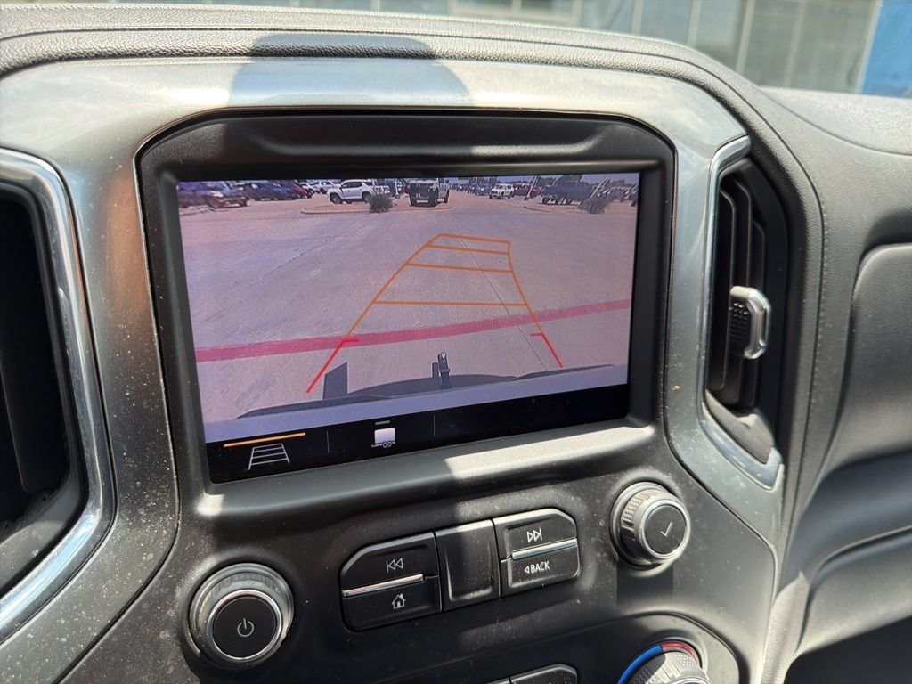 Used 2019 SUMMIT WHITE Chevrolet LT image 11