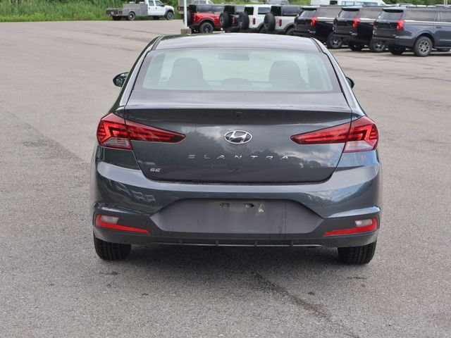 Used 2020 Gray Hyundai SE image 6