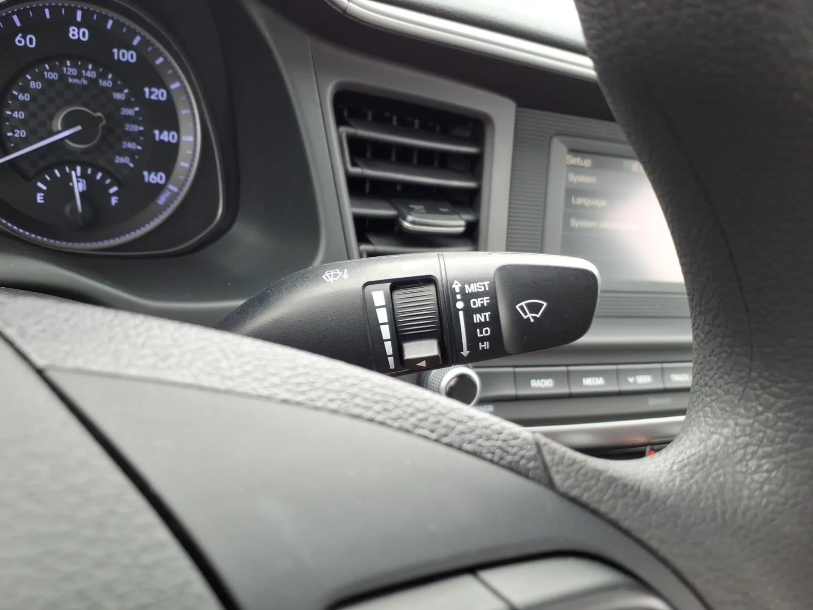 Used 2020 Stellar Silver Hyundai SE image 25