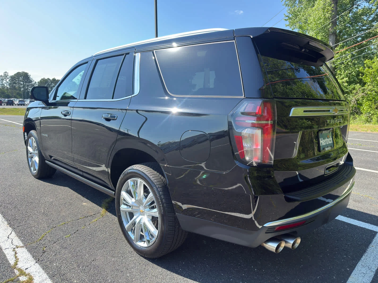 Used 2023 Black Chevrolet High Country image 3